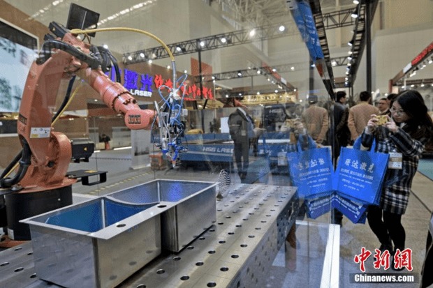 中国最大机器人展在天津举行
